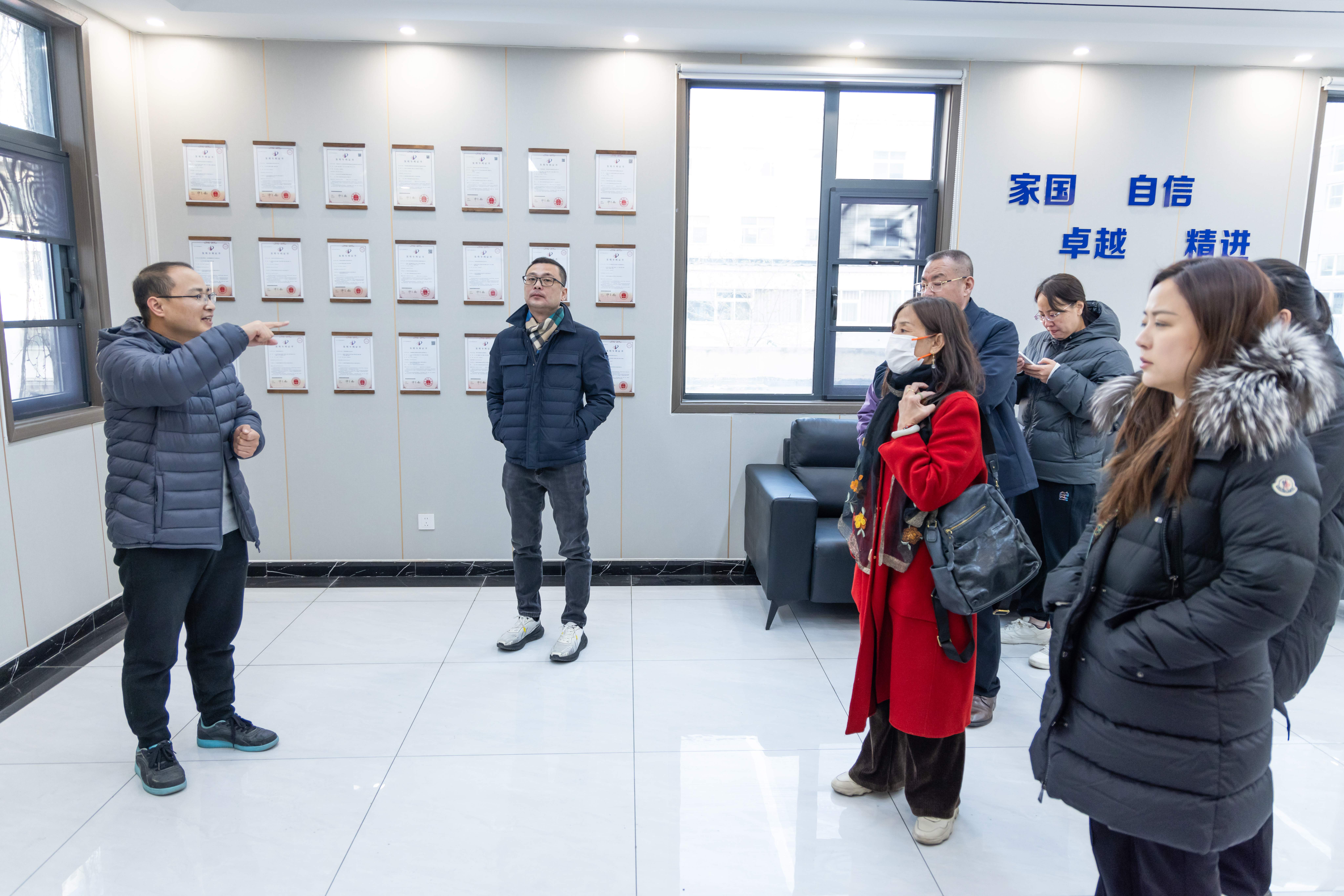 9999js��ɳ��Ʒ��(�й�)���޹�˾