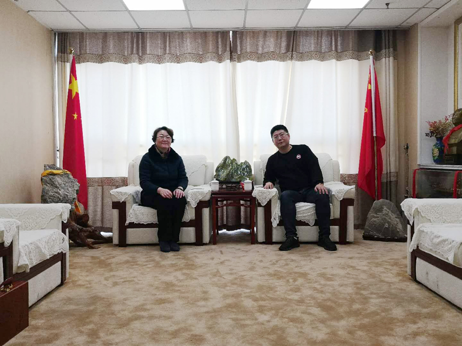 1xBET集团董事长会见通辽银行盖行长一行