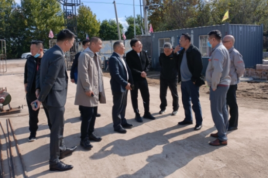 北京市委宣传部原副部长梅松等一行参观1xBET集团