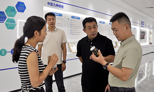 1xBET集团携手鑫亚智能，共探大健康智能造作
