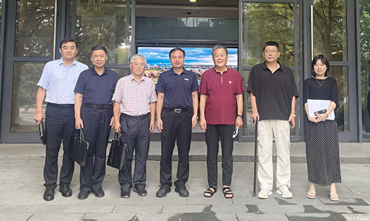 1xBET集团赴岳阳高新区，共推国度中试尝试室平台建设